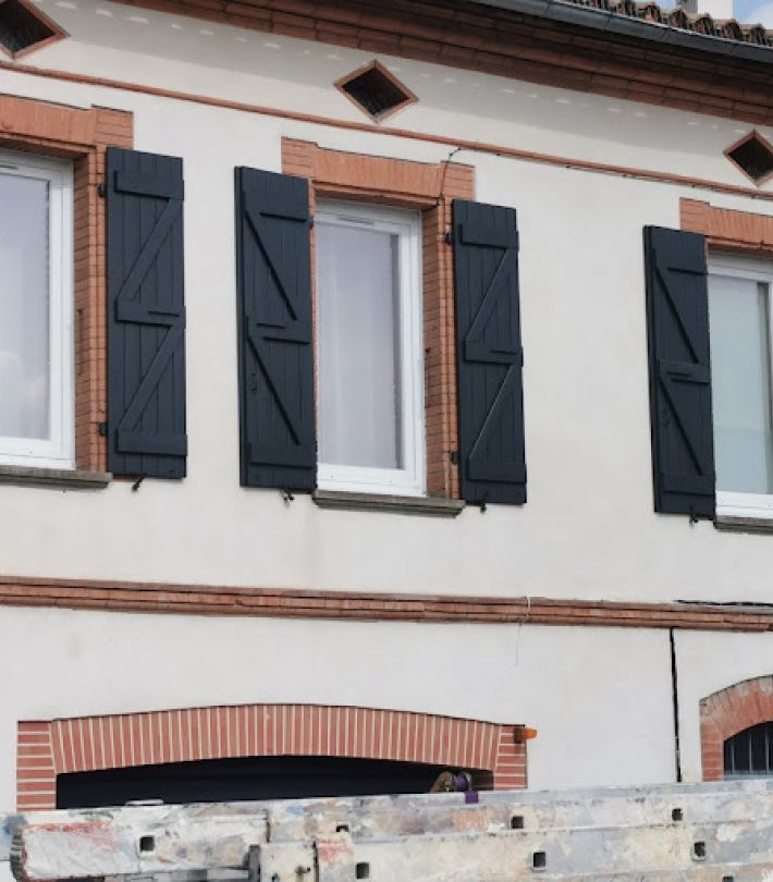 Application de la peinture isolante Thermacote sur façade à Blagnac
